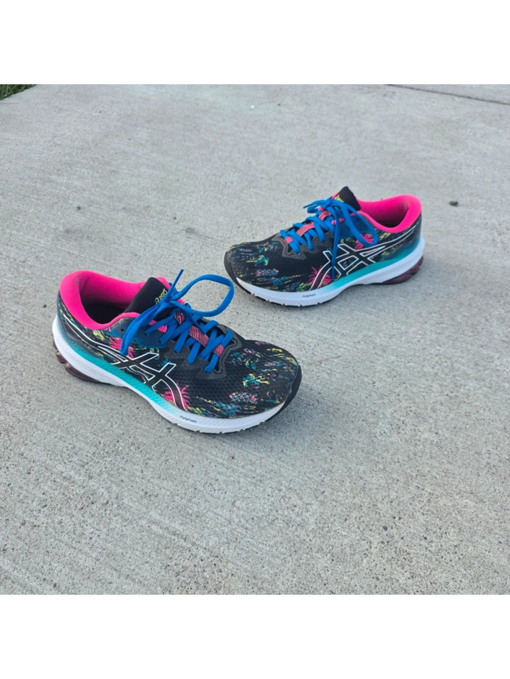 Asics GT 1000 11 'Color Injection Pack Black Pink sz 8.5 US